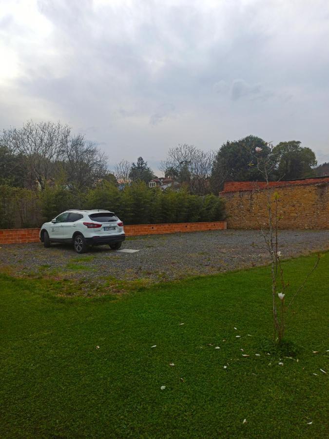 La Venta De Miyares - Casa De Indianos Hotel Piloña Buitenkant foto